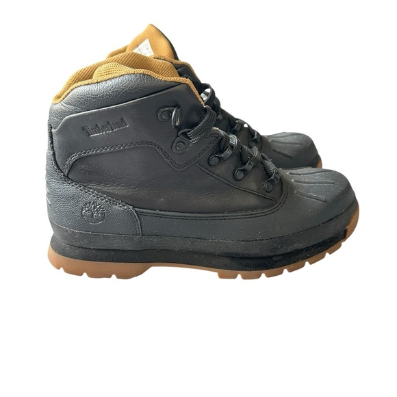 Timberland Kids Black and Tan Boots - Picture 4 of 10